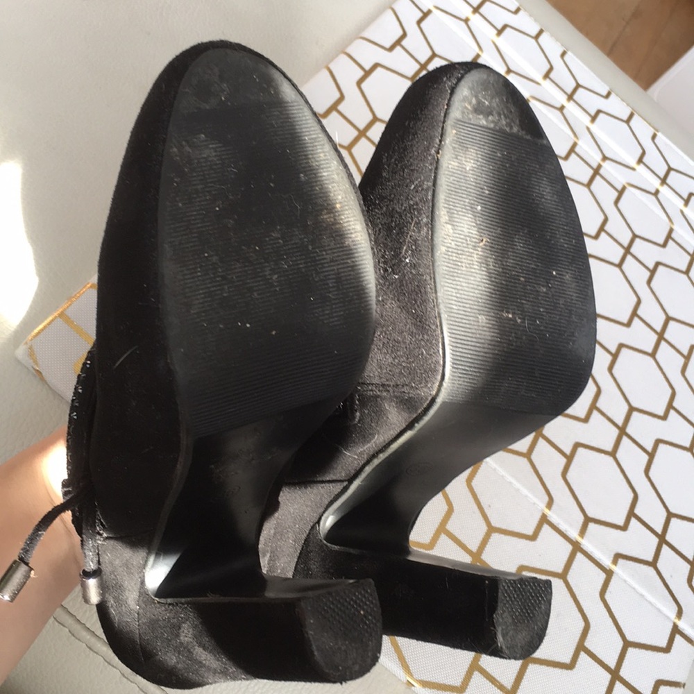 Scintilla Suede Heeled Ankle Boots - Picture 4 of 4